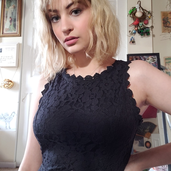 Black Lace Dress - Picture 2 of 3